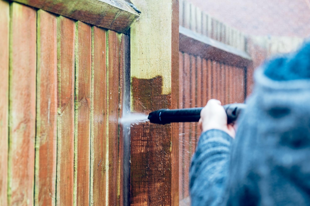 Pressure Washing 