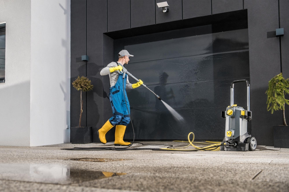 Pressure Washing 